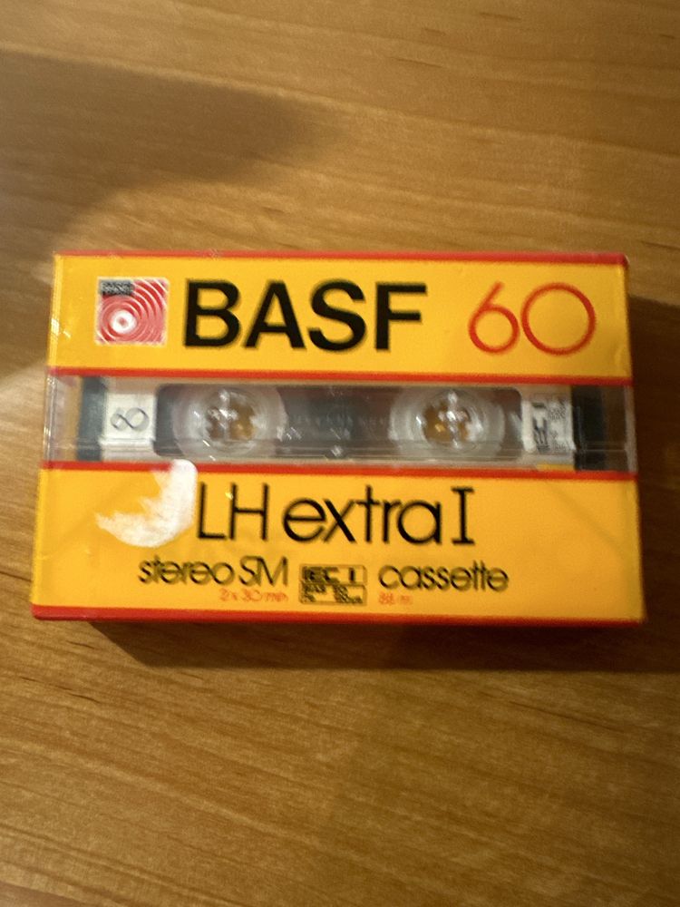 Kaseta magnetofonowa Basf LH I 60