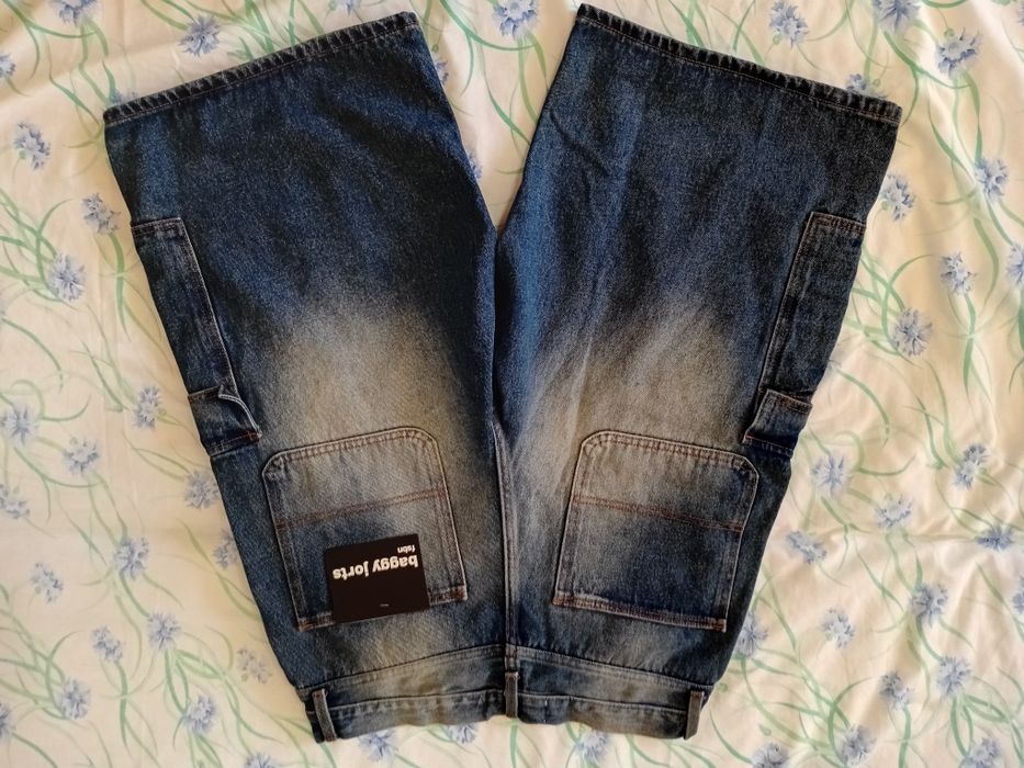Шорти джінс нові бірка Fsbn розмір є L та M