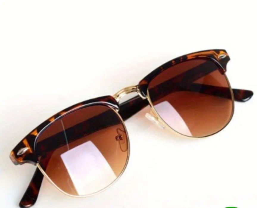 Продам солнцезащитные очки унисекс.