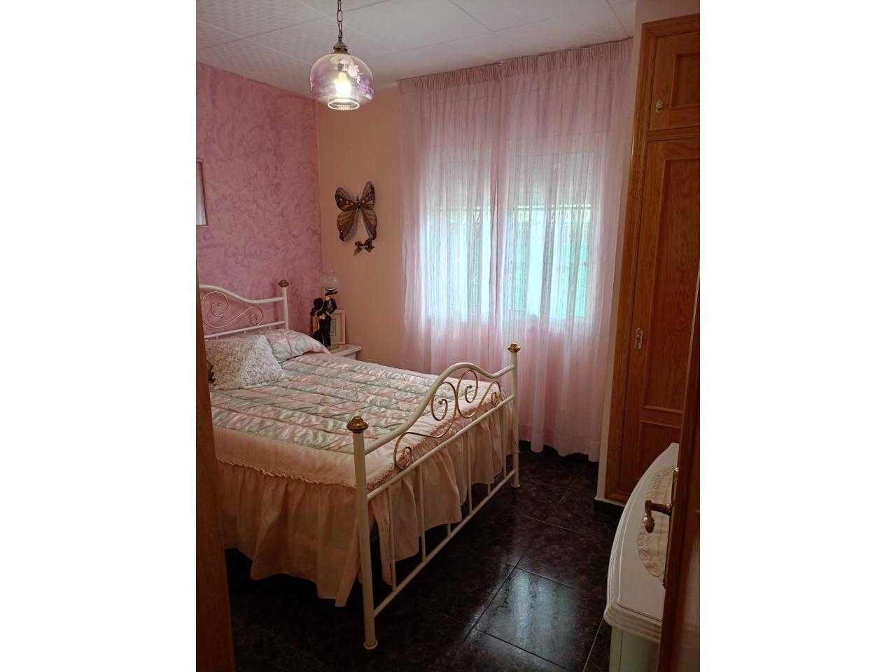 Продаж будинку Іспанія 40км Середземне море Cabra del Camp Таррагона