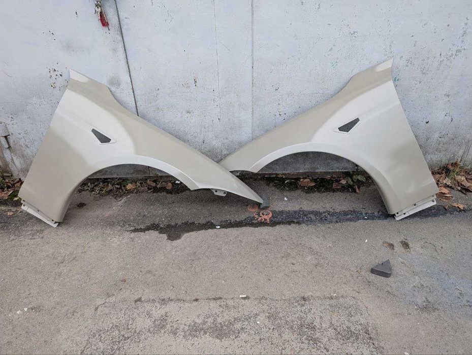 Крило переднє Tesla Model S