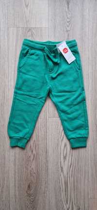 Spodnie zielone 98