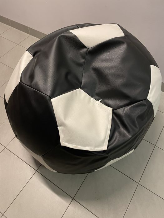 Pufa XXL Ecopuf ( wzór w kształcie piłki do nogi)