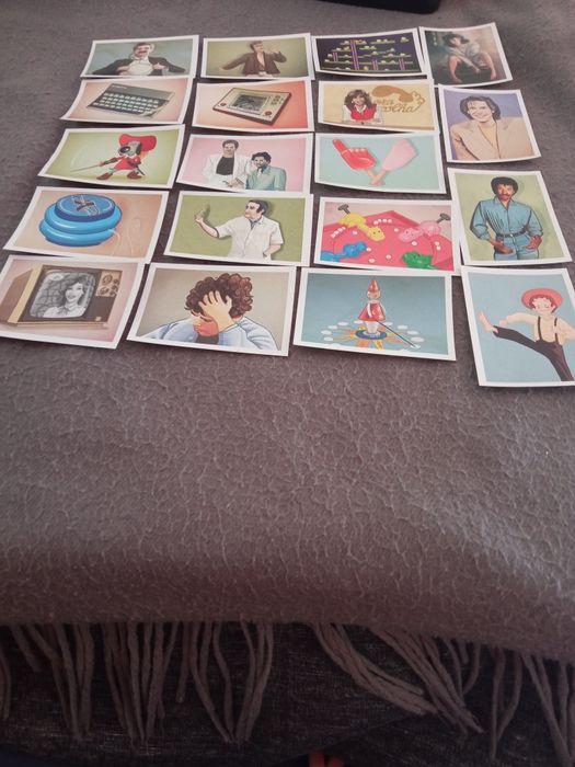 100 Cromos Radio Comercial