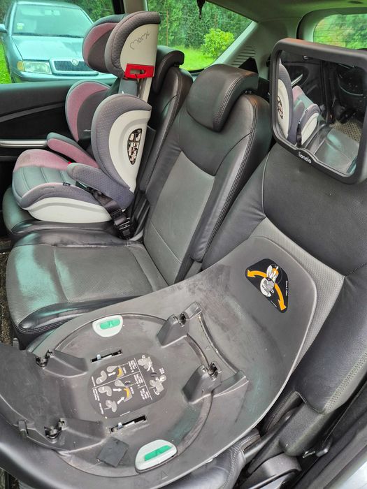 Ford S-MAX 2.0 TDCi 140 KM 2006R. Tablet z nawigacją.