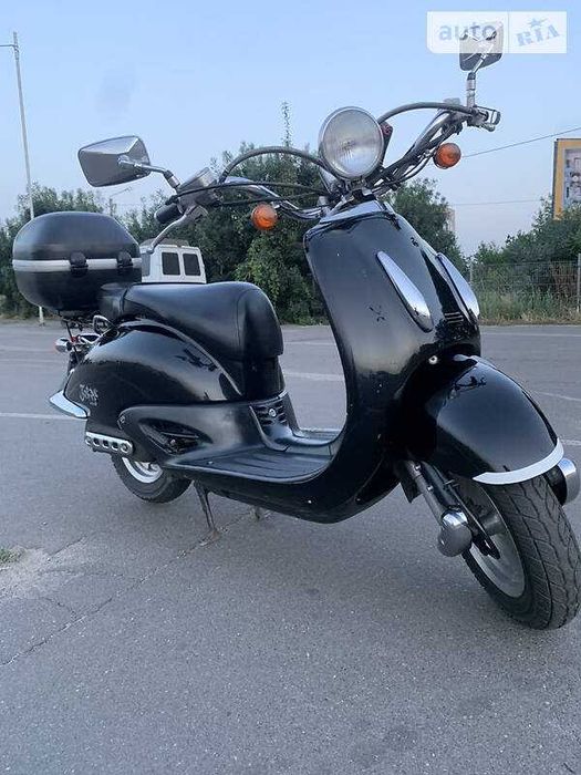 Вінтажний скутер 90 куб.