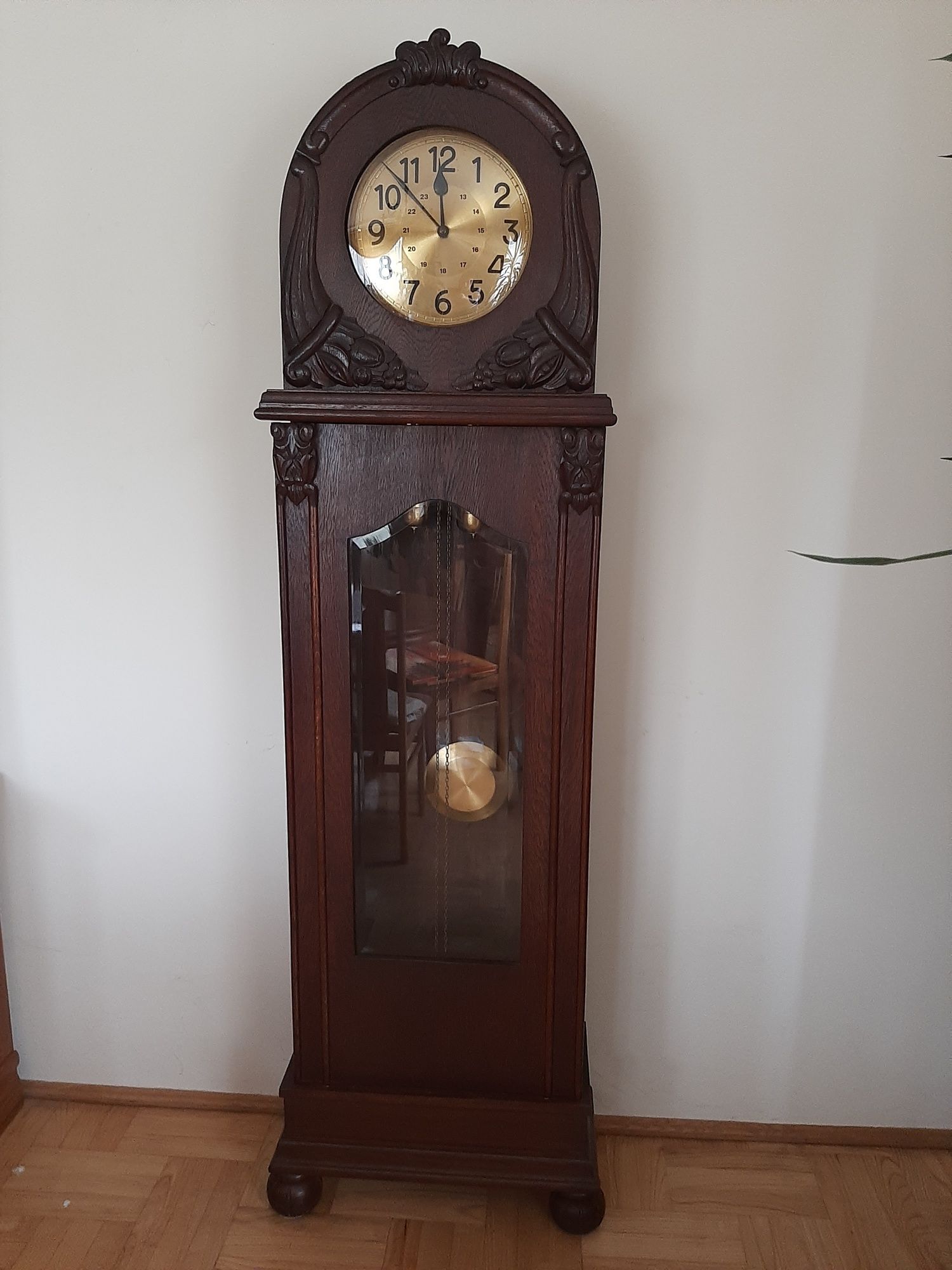 Stary zegar stojący Harwina