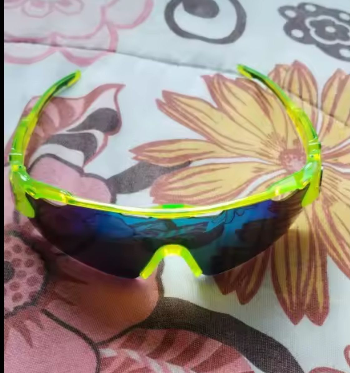 Nowe sportowe okulary na rower męskie