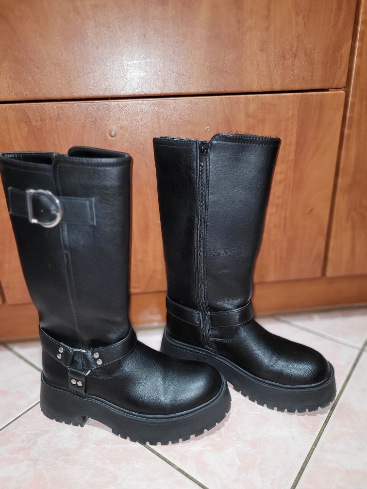 Buty zimowe kozaczki do połowy łydki