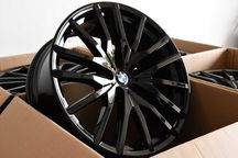 Koła Felgi BMW 22 X5 G05 X6 G06 Nowe MPakiet STYLING 742M