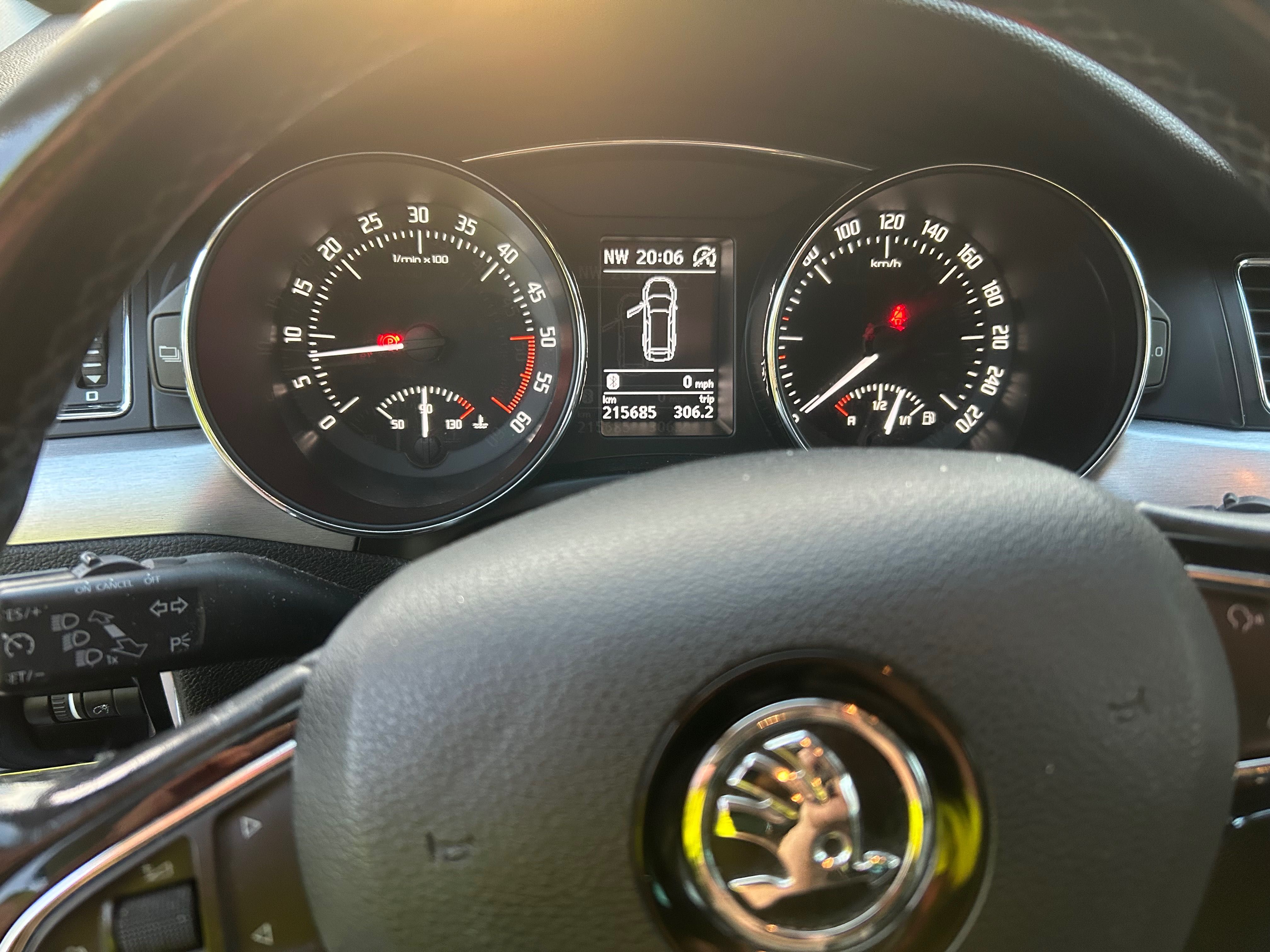 SKODA Superb 1,6 tdi green line