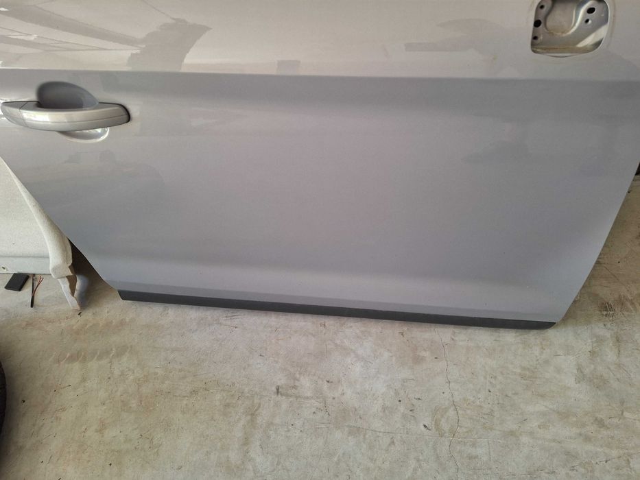 Drzwi prawy przód ford kuga mk1 L0  wysyłka kompletne