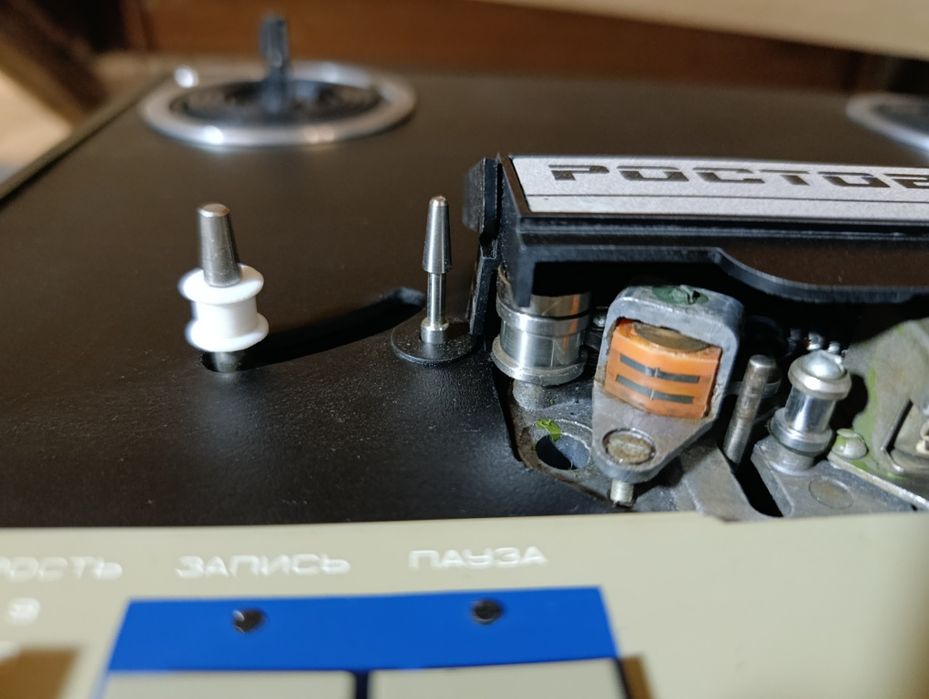 Катушечный магнитофон Ростов МК-112С (27 катушки и 710 стеклоферрит)