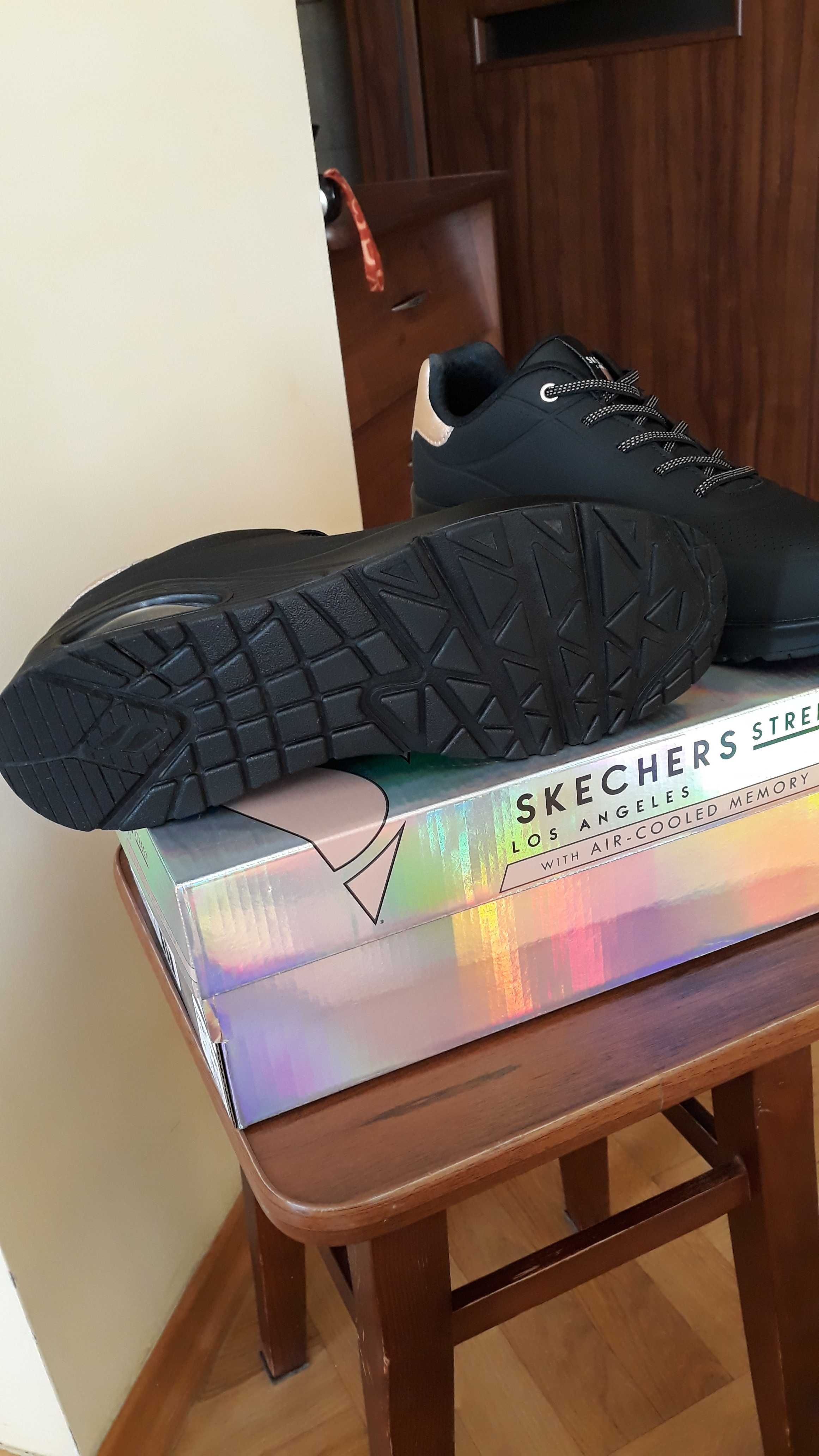 Buty sportowe damskie SKECHERS