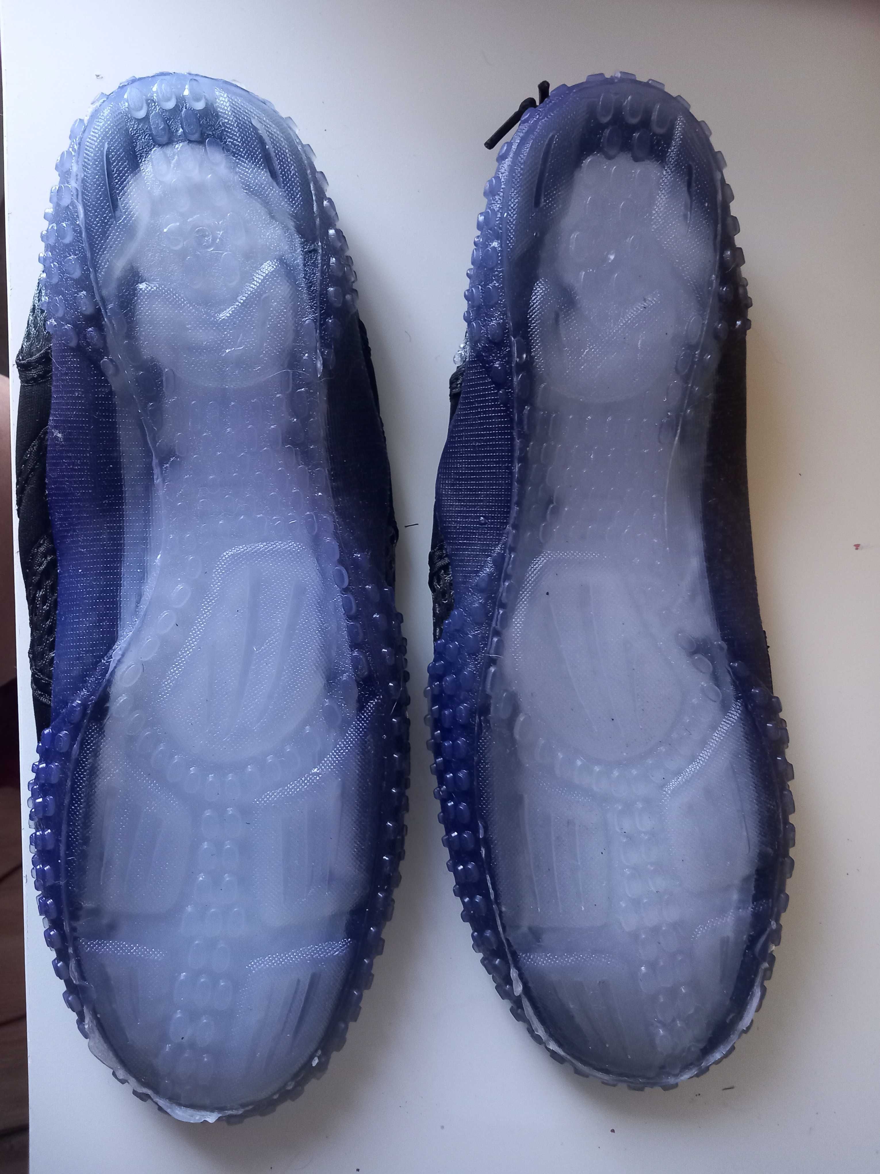 Sapatos aquaticos