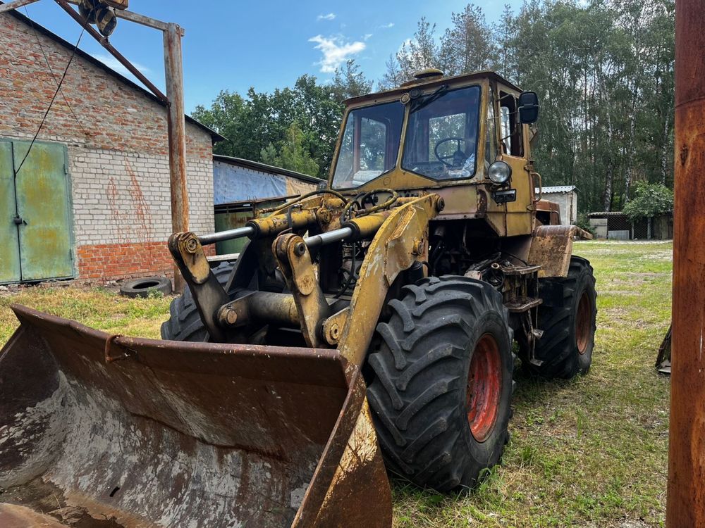 Погрузчик ХТЗ Т-156а