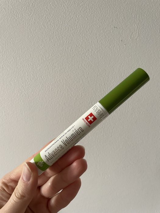 Tusz do rzęs kolor bordowy, eveline serum gratis