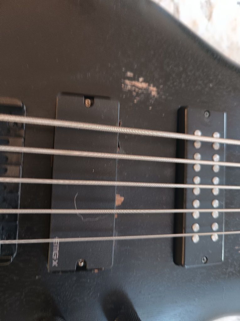 Ibanez sr305eb gitara basowa 5 strunowa