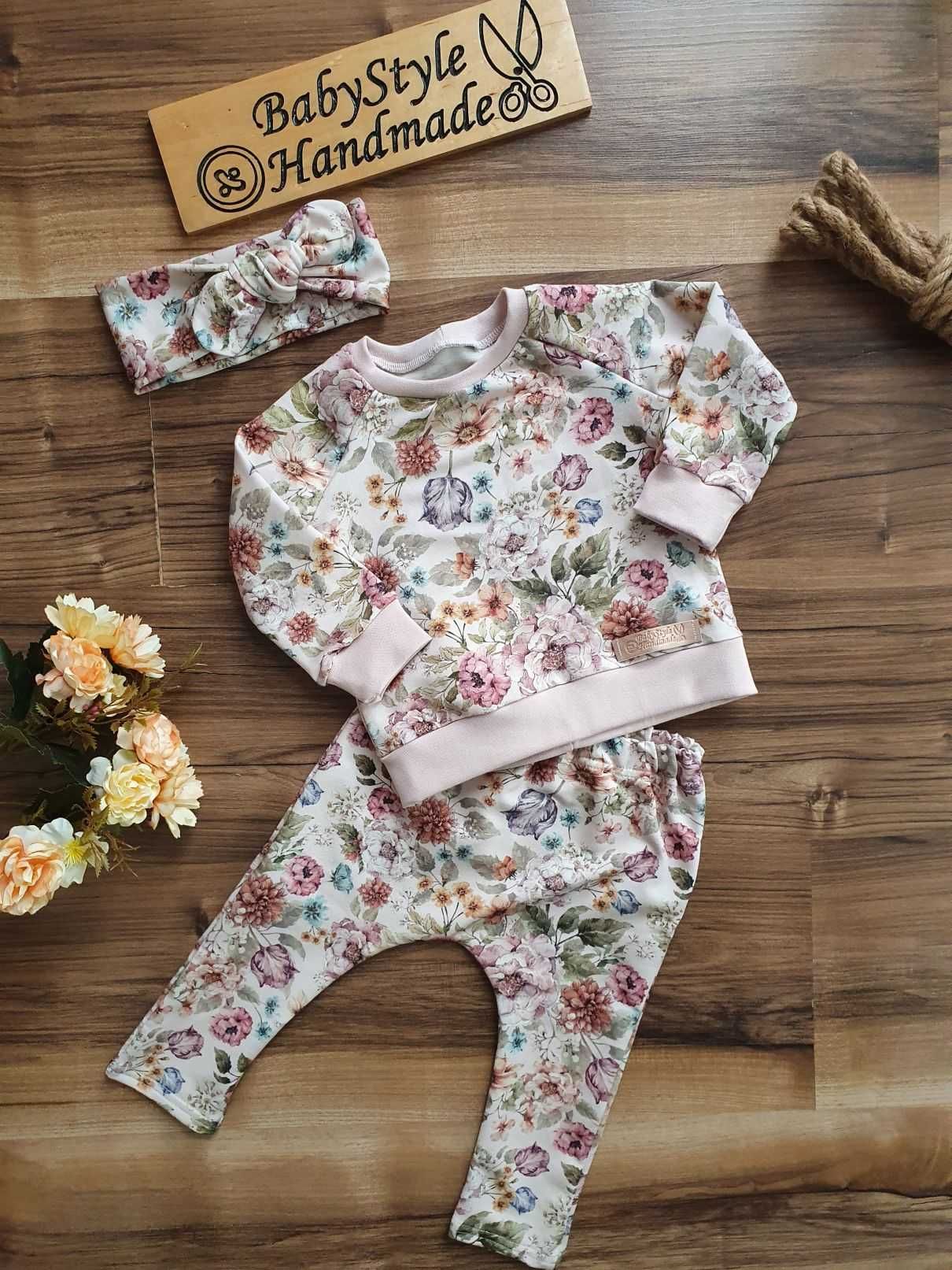 Komplet dla dziewczynki Bluza bluzka spodnie HANDMADE Kwiaty beż 558