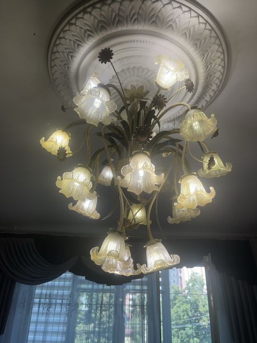 Люстра вінтажна.