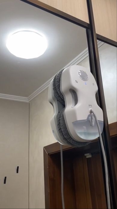 Оренда робот для миття вікон  та скла