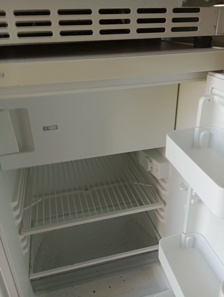 Lodówka mała Constructa z Niemiec