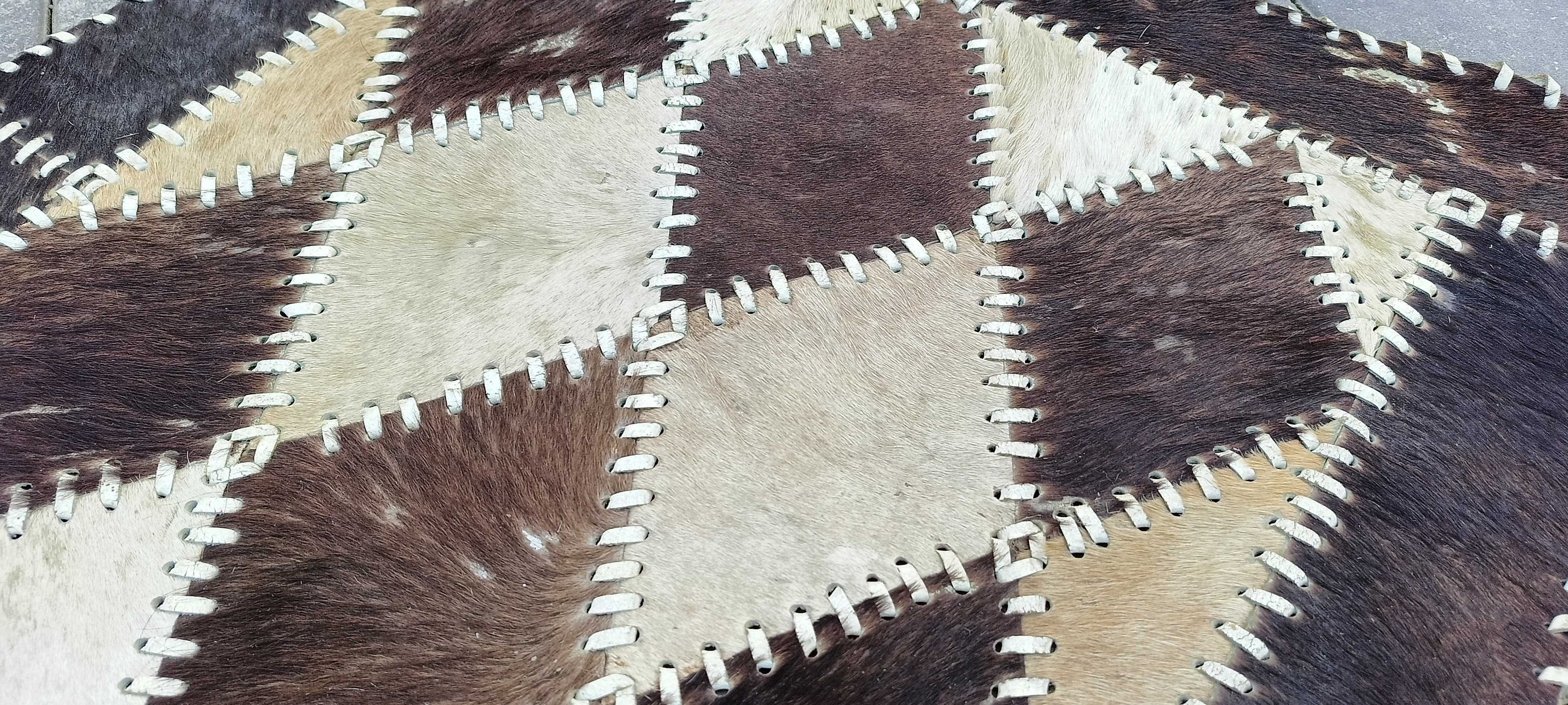 Patchwork dywan krowa skóra bydlęca 108 x 60 cm skóra z krowy
