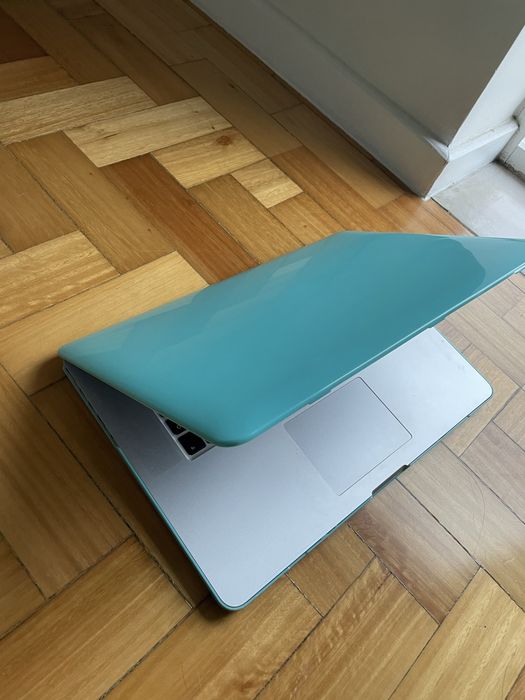 Capa plástico MacBook Pro 15”