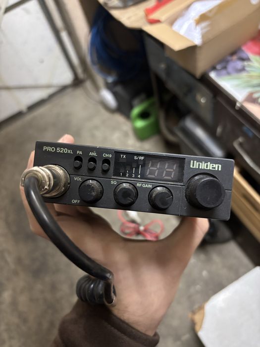 cb radio uniden pro 520 xl