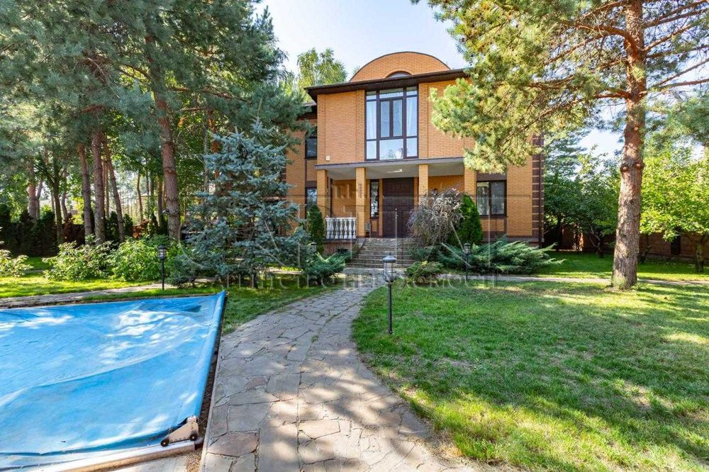 Продаж розкішного будинку в Козині