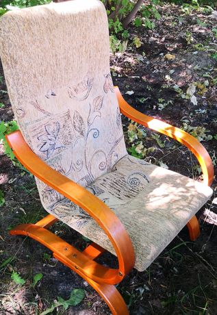Fotel gięty tapicerowany
