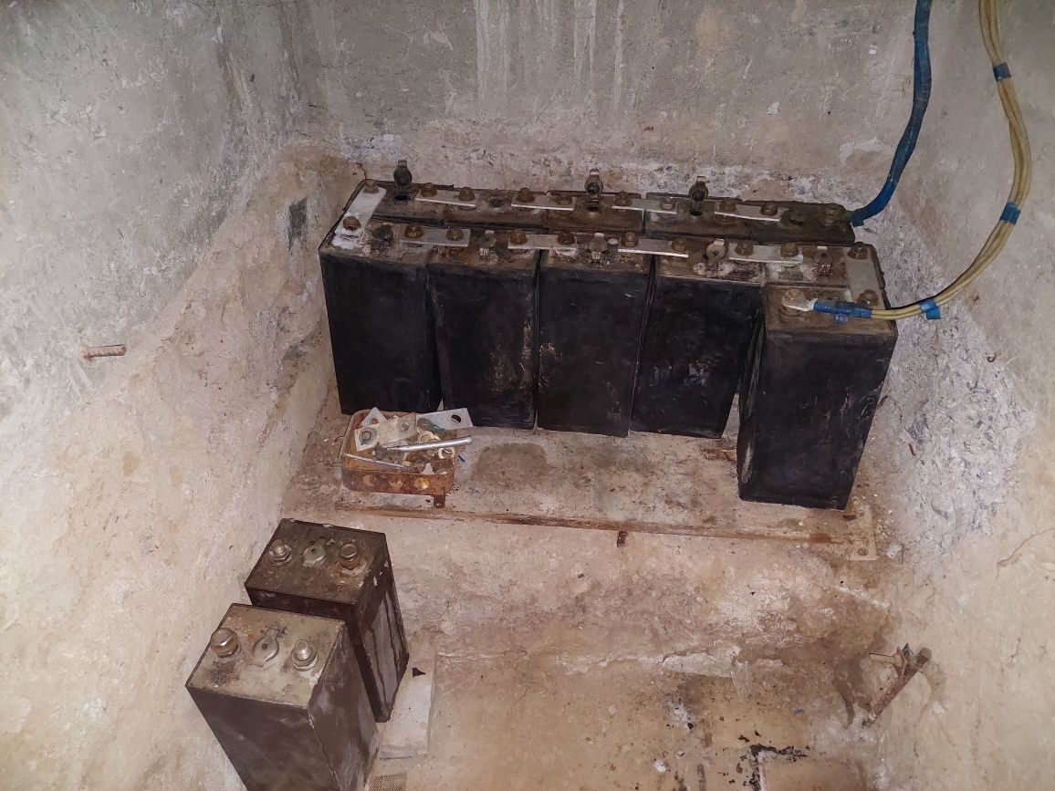 Тнж 350  акумуляторы
