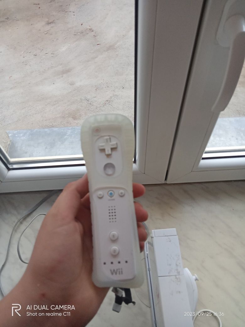 Nintendo Wii +2gry