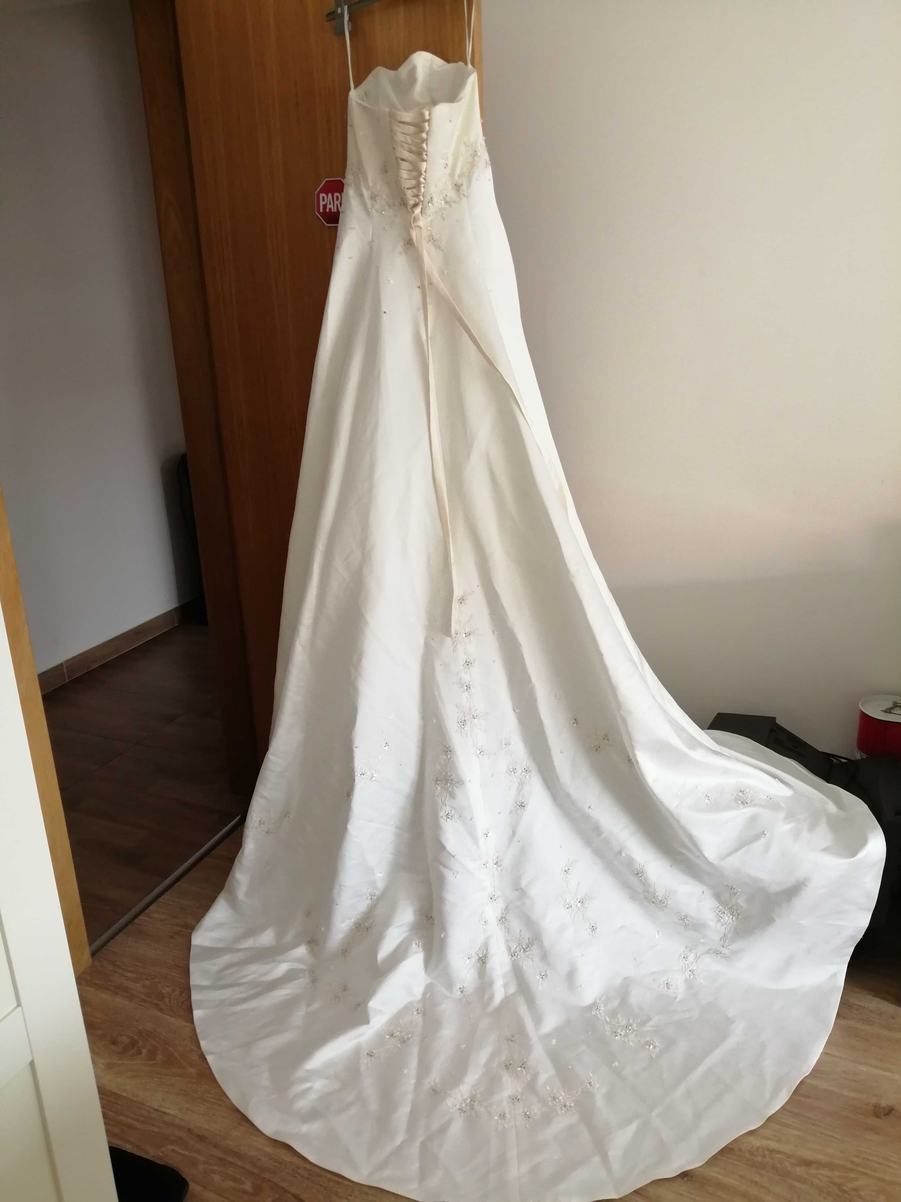 Vestido de casamento "Divina Sposia"