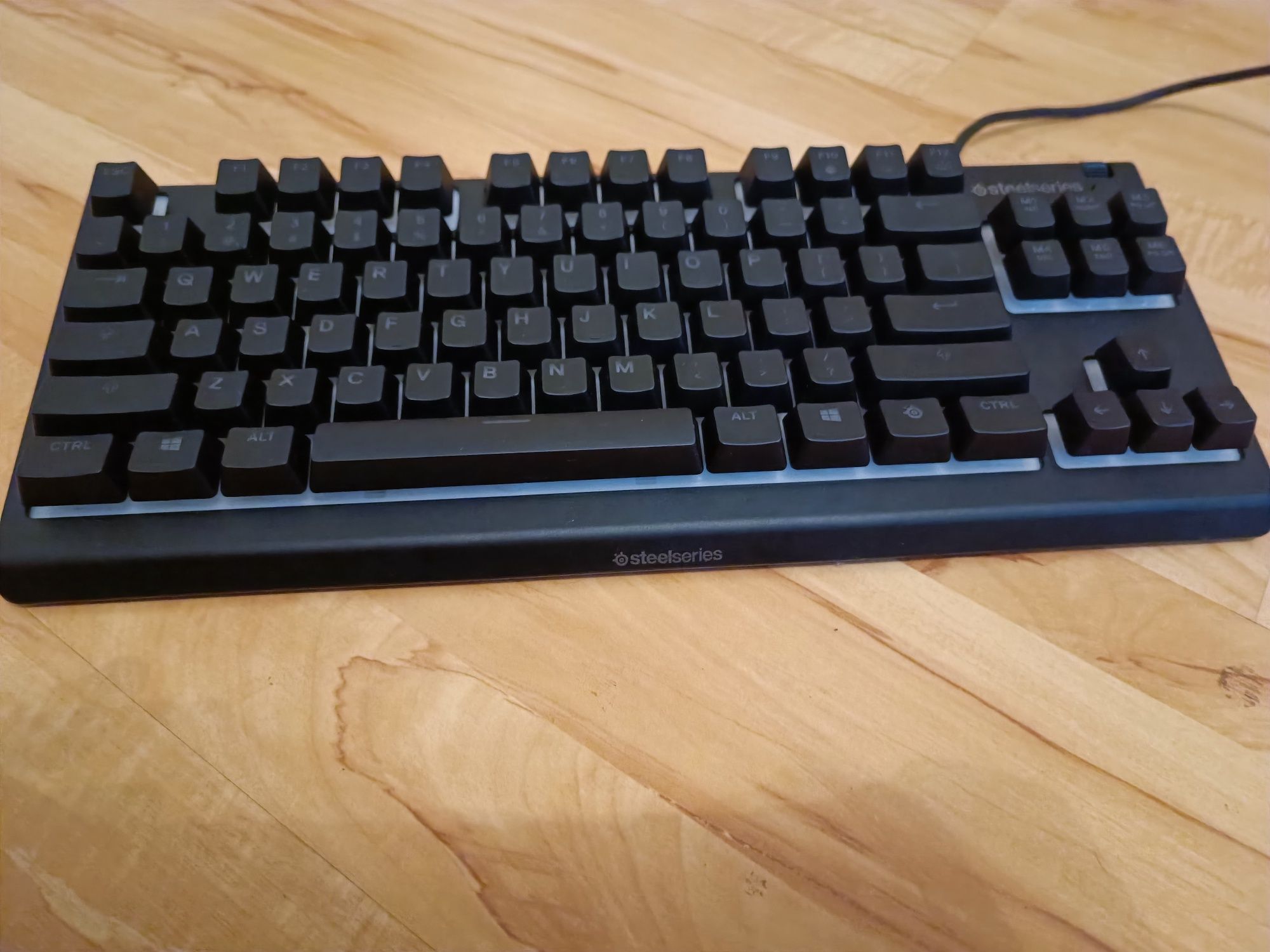 Klawiatura ,myszka i podkładka  steelseries