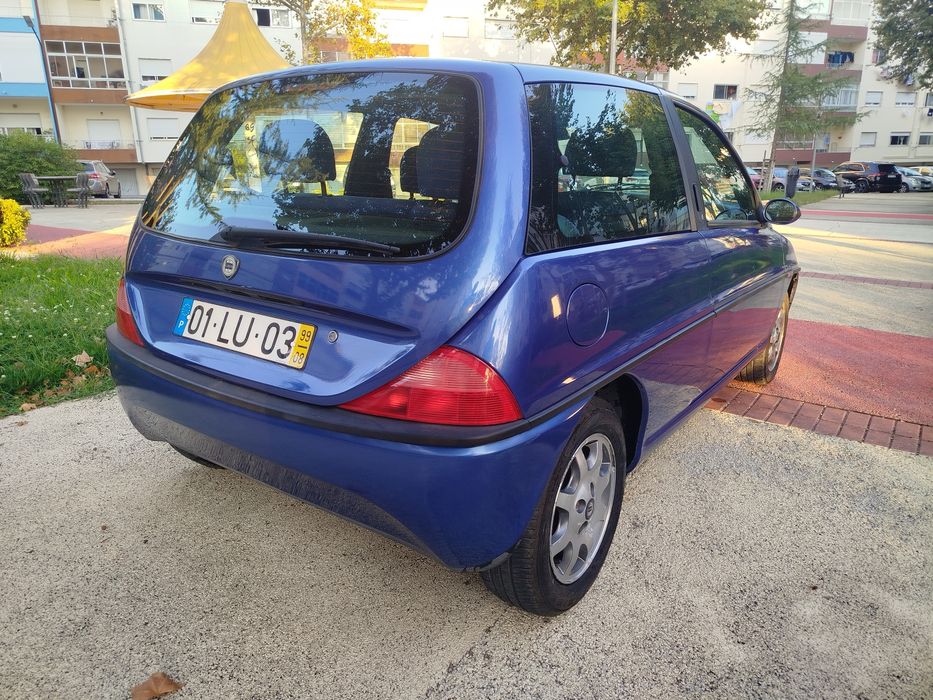 Lancia Y 1.2 i 86cv completamente irrepreensível com apenas 120.000km