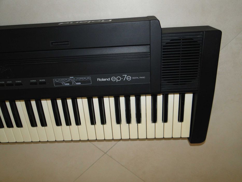 Super Piano Cyfrowe ROLAND EP-7E.Piękne Brzmienie.Wbudowane Głośniki