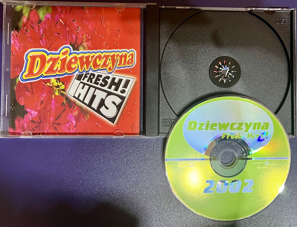 Płyta CD Dziewczyna 2002 z wytwórni Megasus