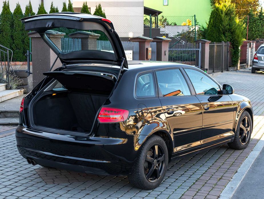 Wynajem Audi A3 Benzyna