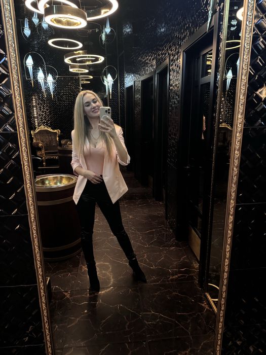 Піджак +боді нарядний комплект  S