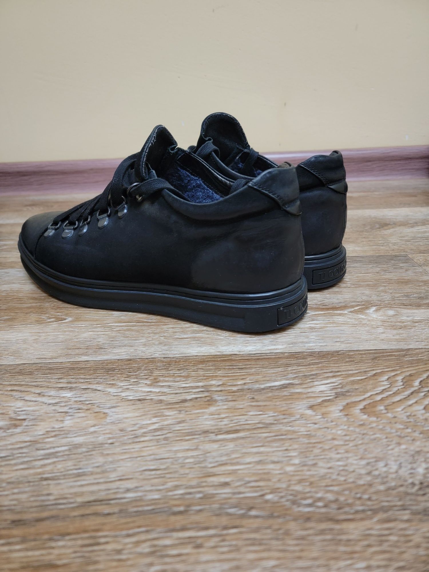 Продам ботинки TJ COLLECTION прекрасное состояние