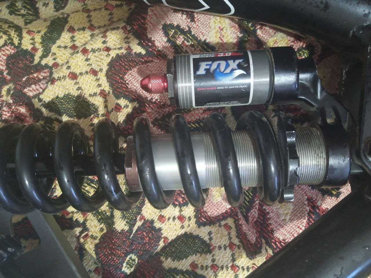 Рама Kona stinky 2006 + аморт FOX DHX 3.0 (DH FR specialized, fox)