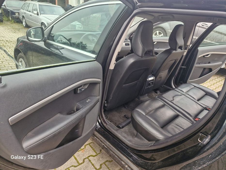 VOLVO V70 D3 2.0 automat