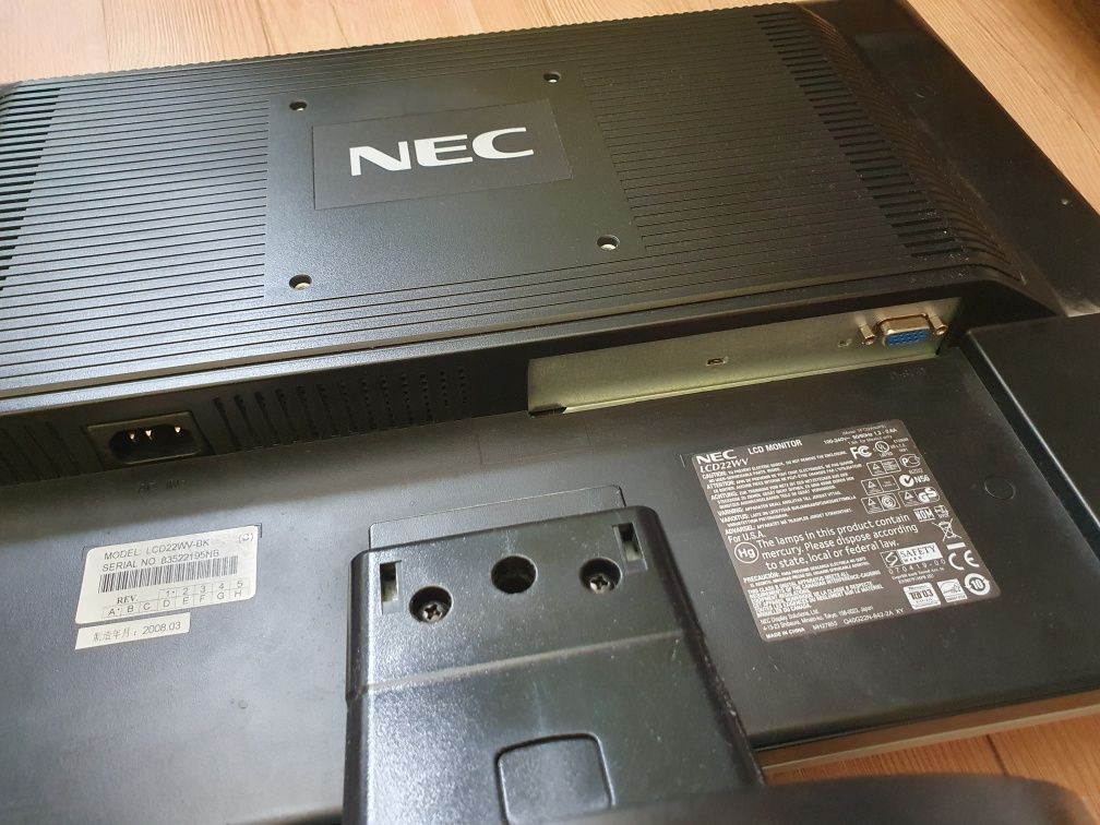 Sprawny Monitor LCD 22" NEC LCD22WV RGB DSUB D-SUB
