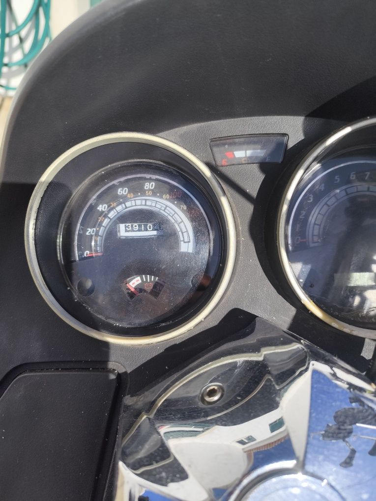 Vendo Scooter  Znen 125
