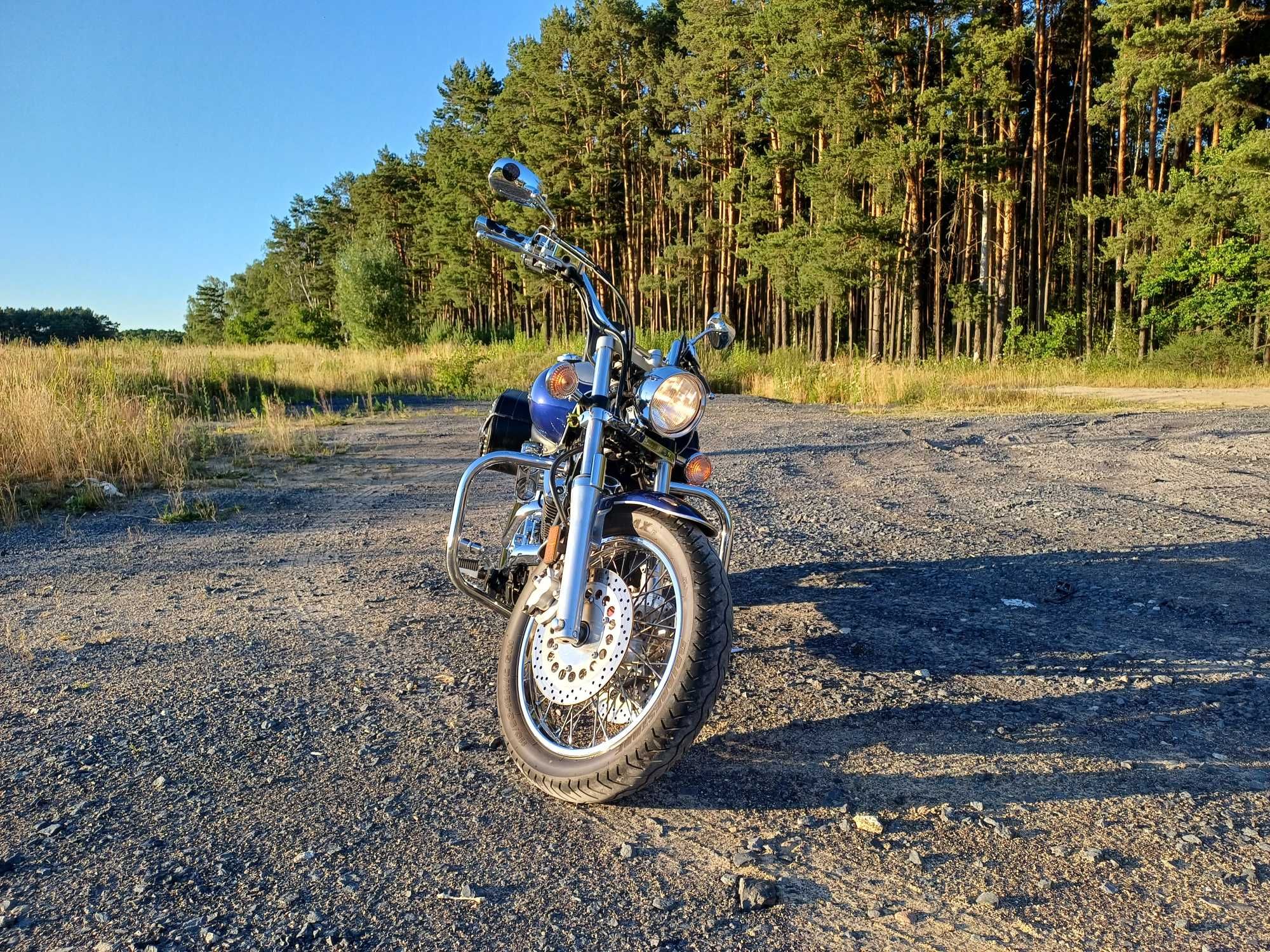 Yamaha XVS1100 V-STAR (DragStar) Custom