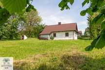 Siedlisko z drewnianym domem Lipina Nowa 22 gm. Skierbieszów