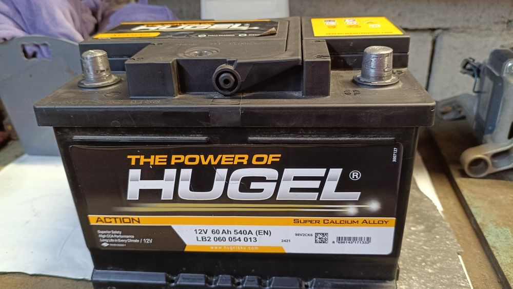 Продам акб HUGEL 60Ah