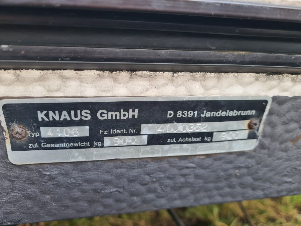 Przyczepa kempingowa. Dokumenty/Godna polecenia