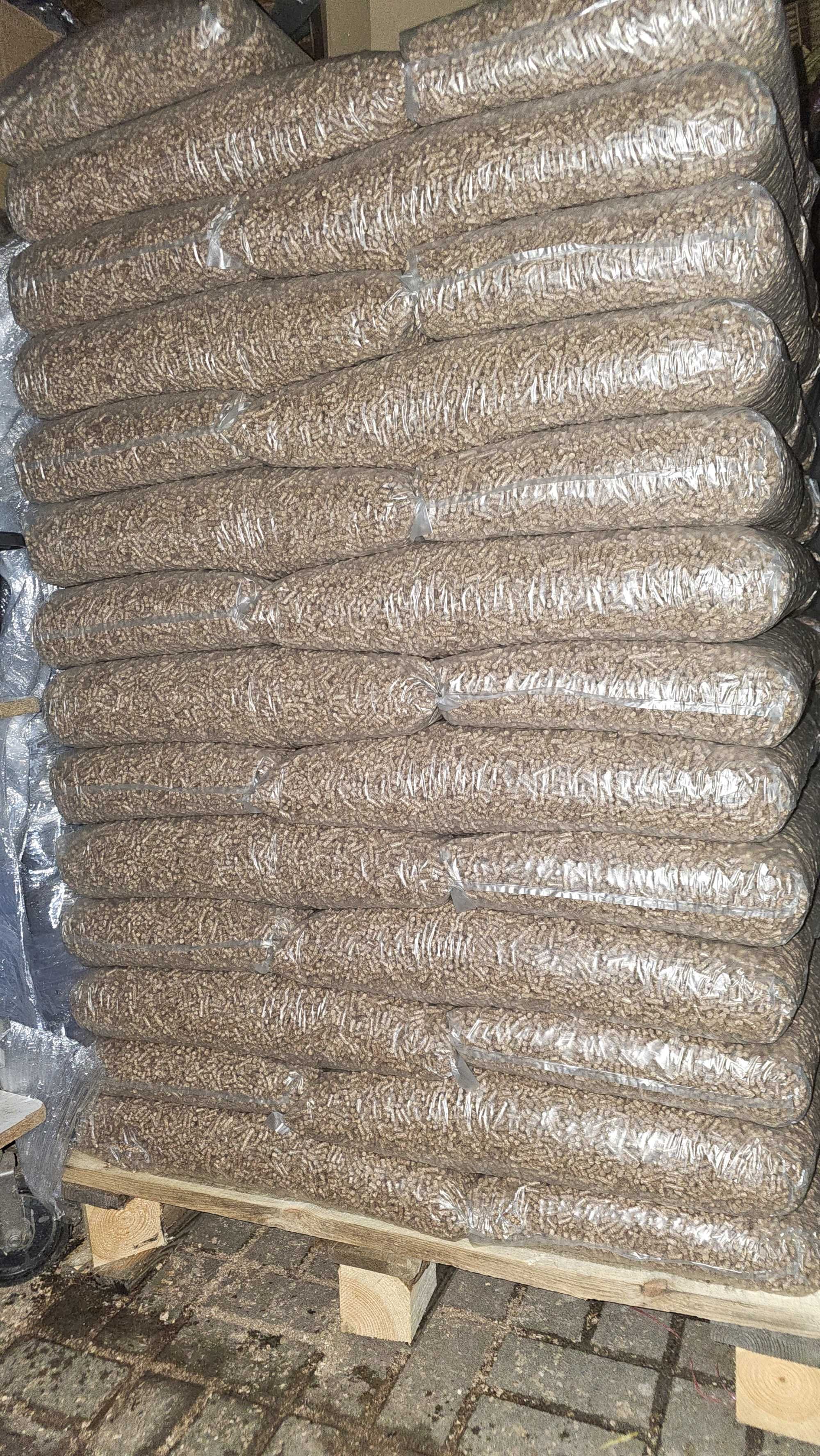 Pellet sosnowy z Certyfikatem 6mm Bezpośredni import